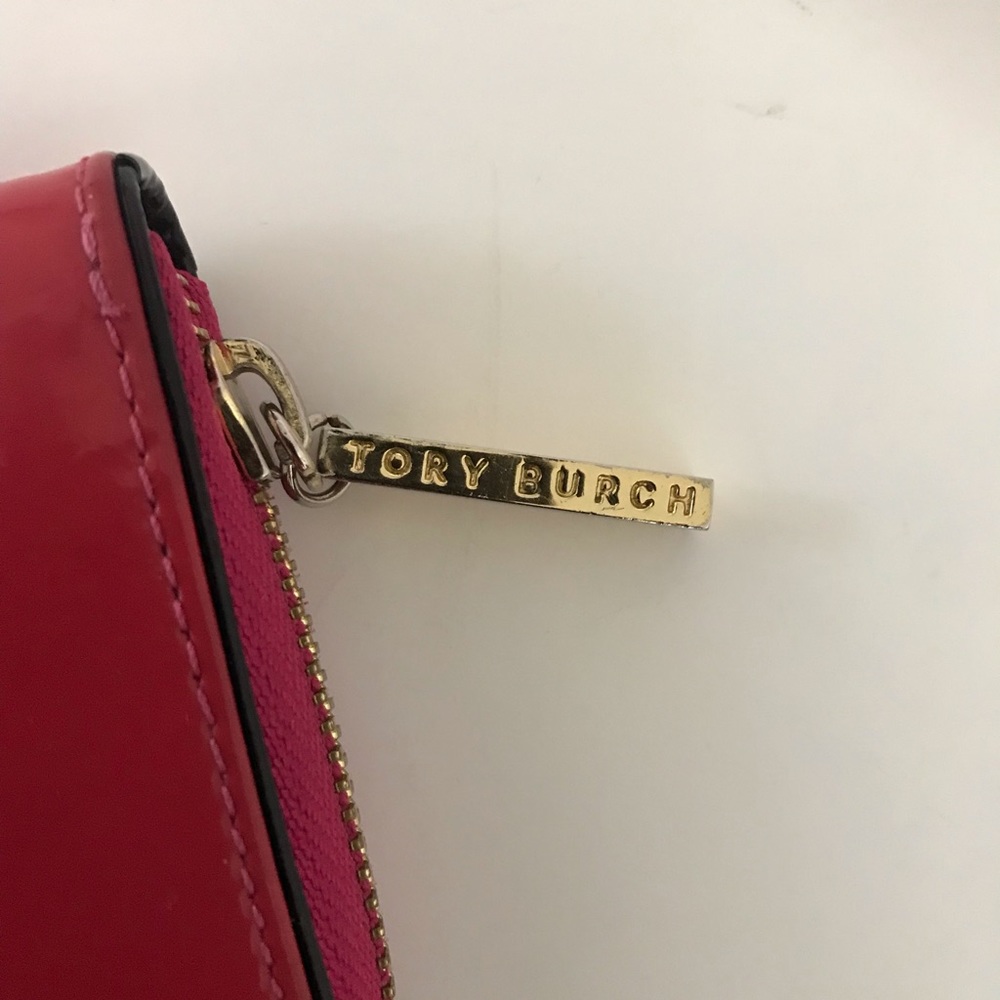 Tory Butch  wallet